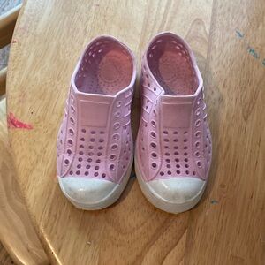 Size 7 girls shoes